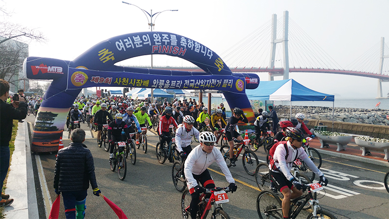 ▲ 사천시장배 와룡울트라 전국 산악자전거대회.