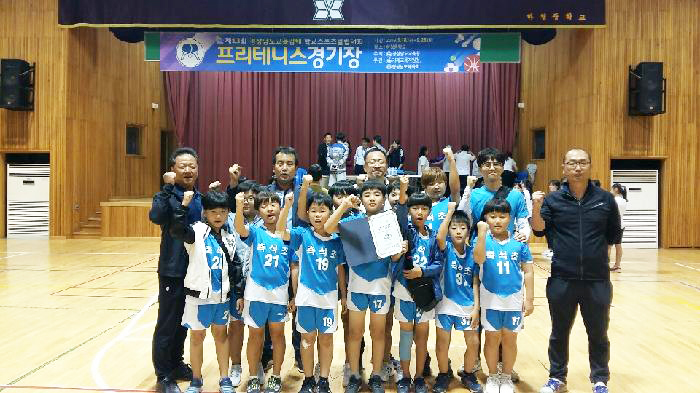 ▲ 진주 촉석초등학교 선수들이 ‘제13회 교육감배 학교스포츠클럽 대회’에서 좋은 성적을 거뒀다.